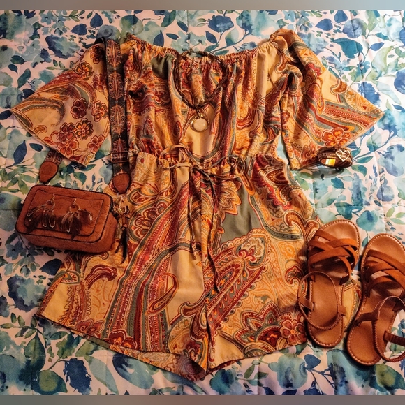 Boho Romper Outfit w/ Matching Accessories - Picture 1 of 1